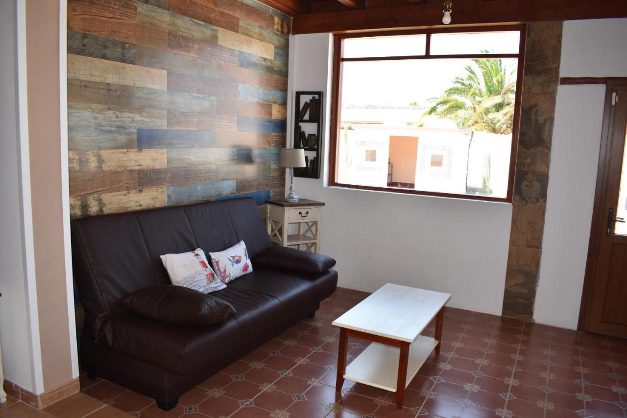 Villa Experience Heated Salty Water Pool Caleta De Fuste Exterior photo
