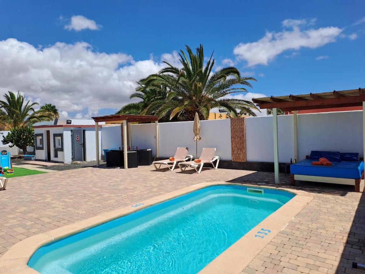 Villa Experience Heated Salty Water Pool Caleta De Fuste Exterior photo