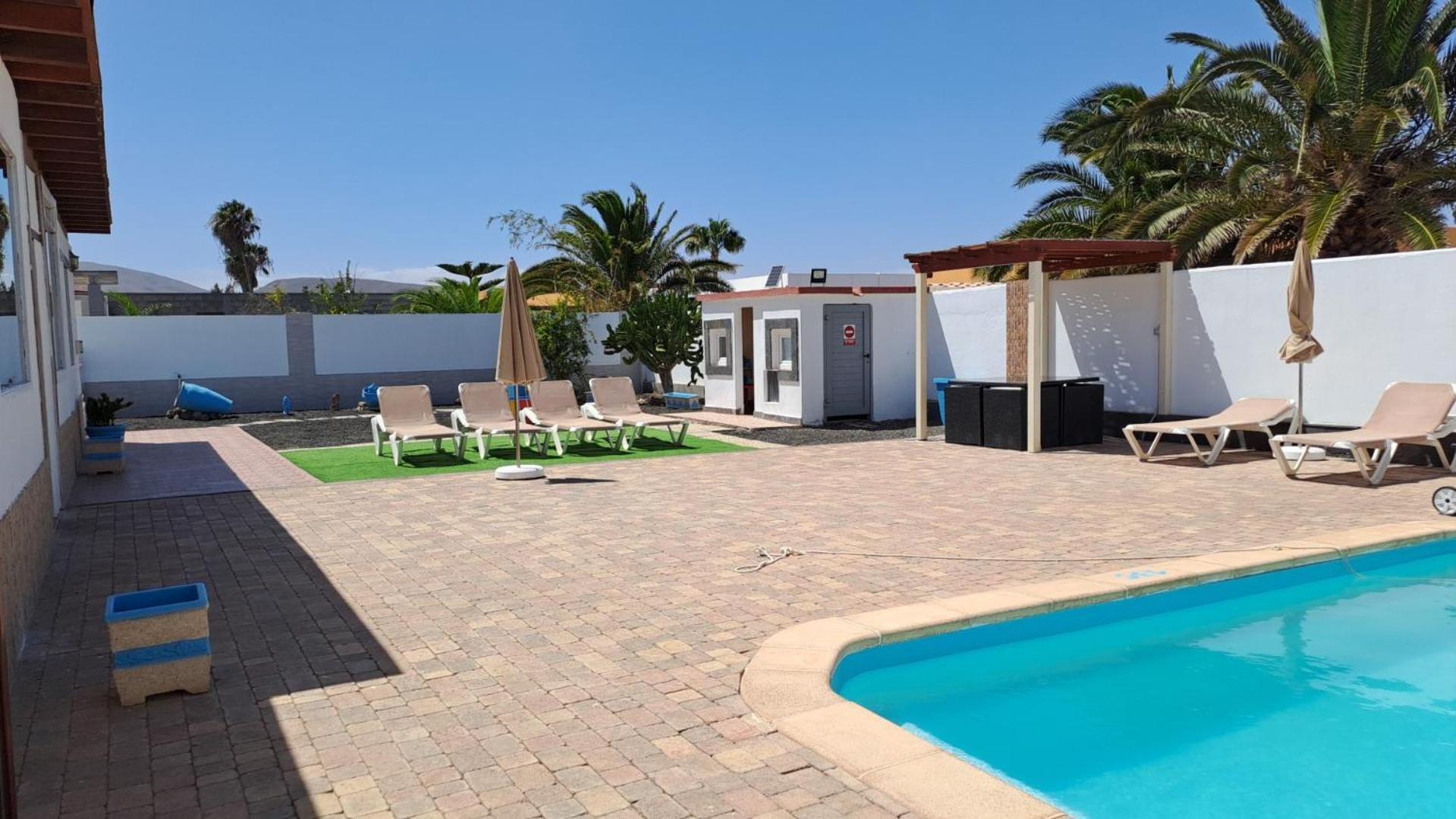 Villa Experience Heated Salty Water Pool Caleta De Fuste Exterior photo